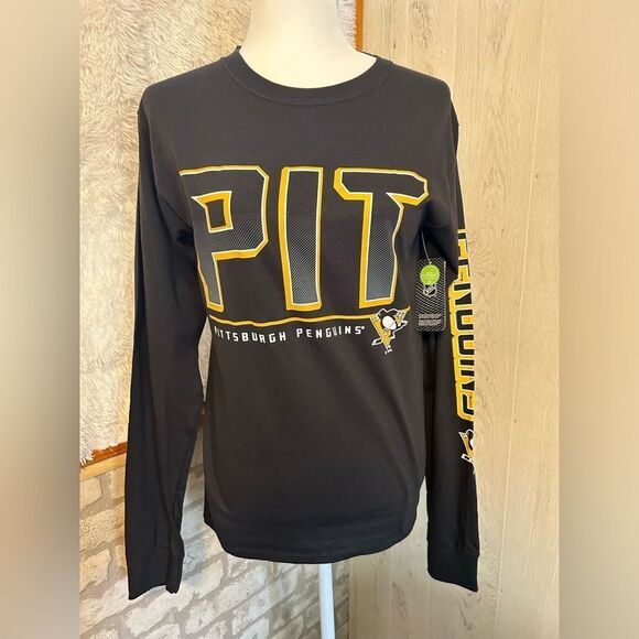 NHL Pittsburgh Penguins long sleeve Shirt size small - Picture 1 of 15